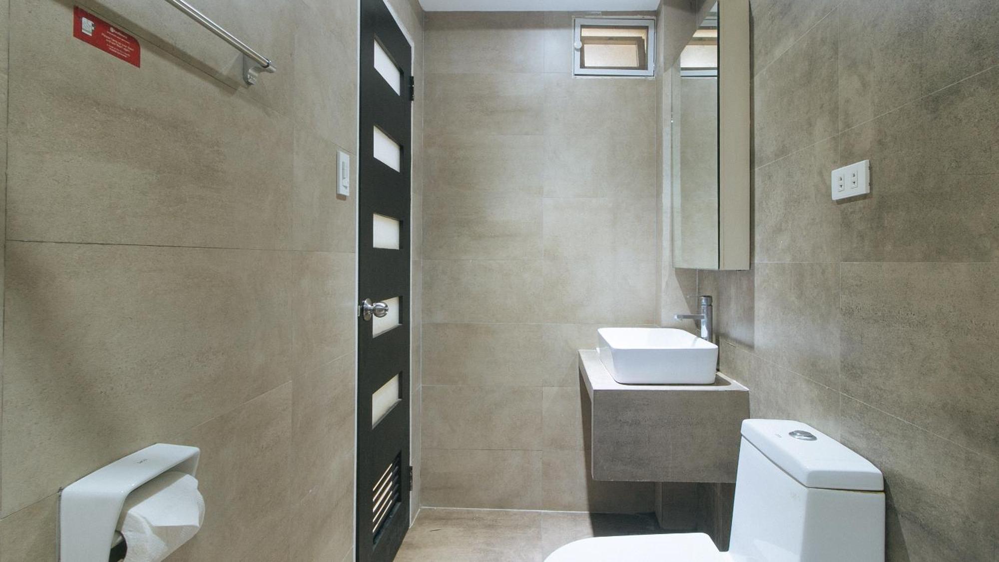 Reddoorz At Grand Apartelle Hernan Cortes Cebu Exterior foto